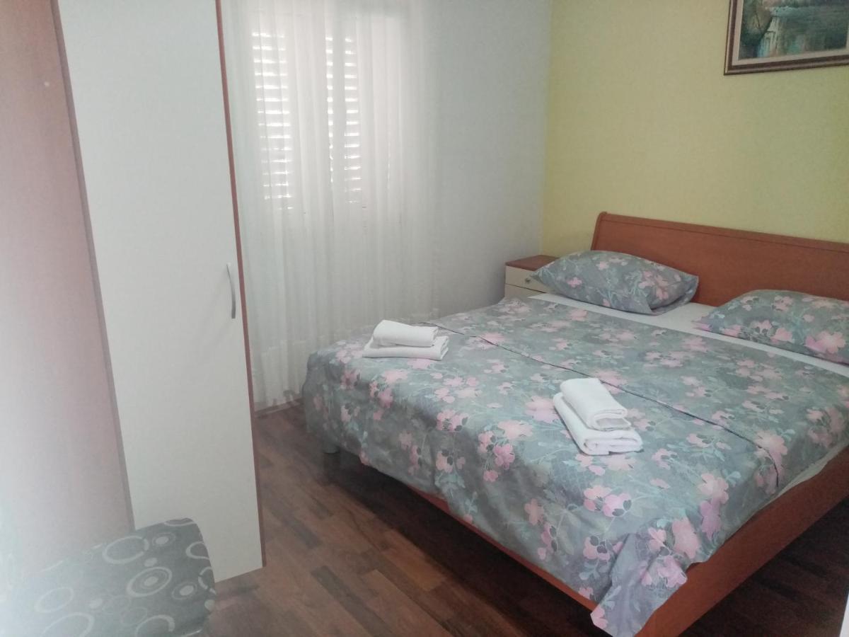 Apartmani Dotur Split Bagian luar foto